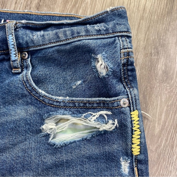 American Eagle Outfitters Blue Jean Shorts - Picture 10 of 11